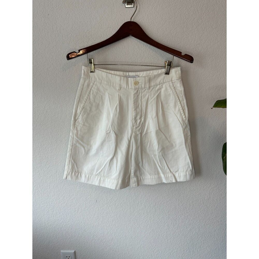 AYR Women's Bermuda White Shorts